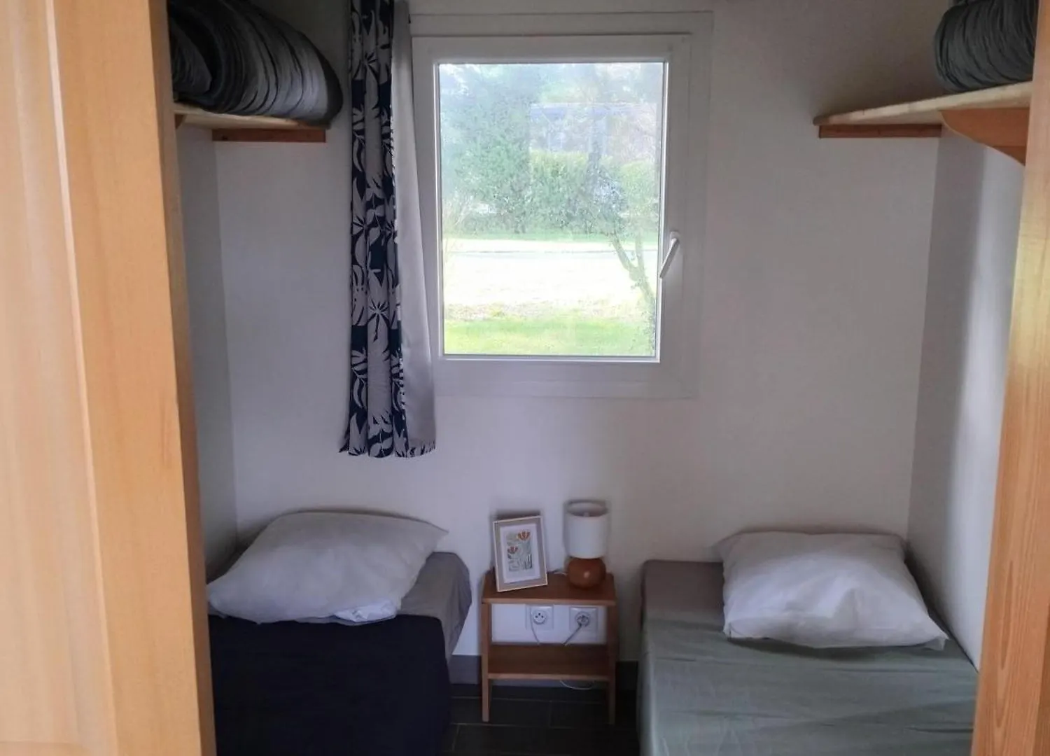 Camping Les Vergers De Squividan *** Tréffiagat فرنسا
