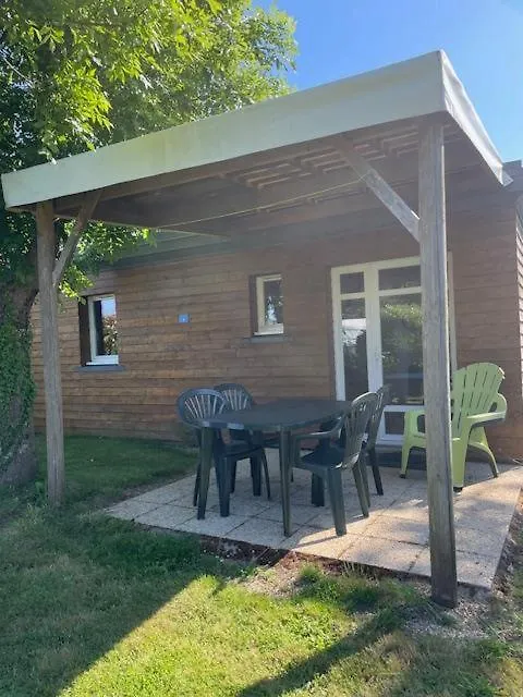 Camping Les Vergers De Squividan *** Tréffiagat 0*,