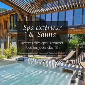 https://chalet-1703.hotels-rhonealpes.com