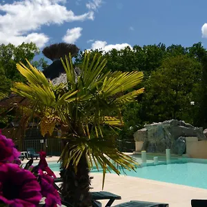 https://camping-domaine-de-la-coronne.hotels-rhonealpes.com